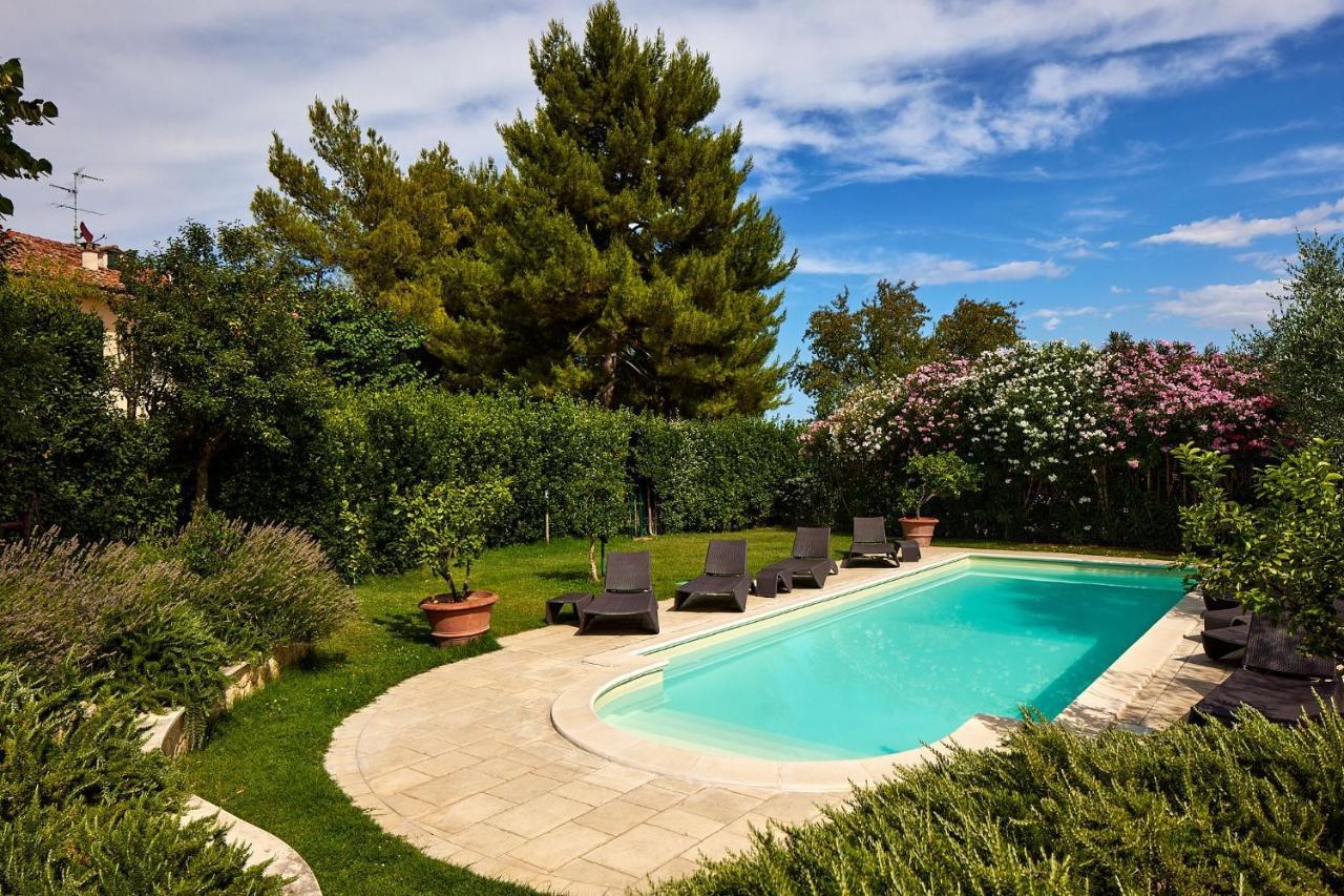 فانو Villa Monacelli B&B المظهر الخارجي الصورة