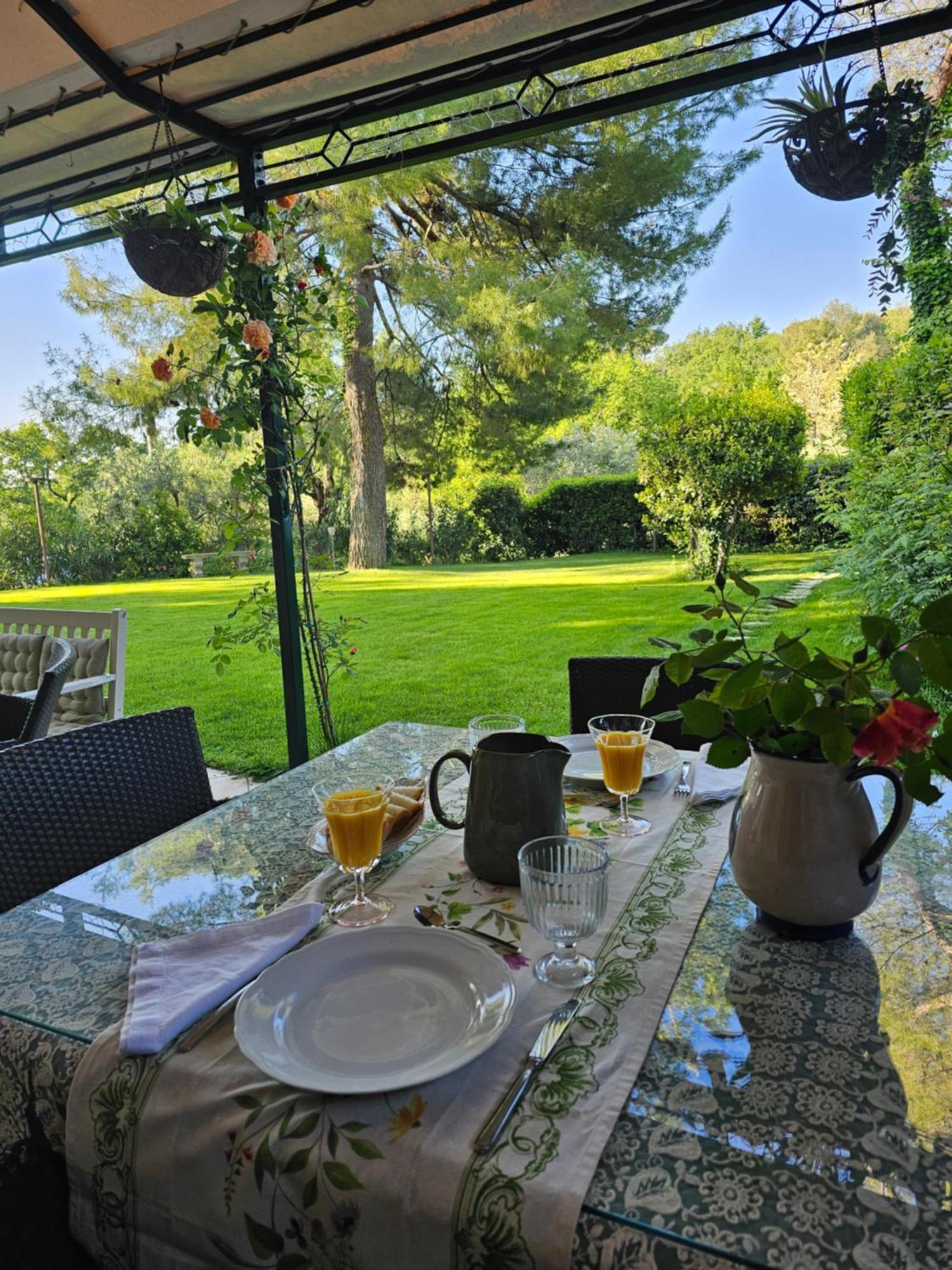 فانو Villa Monacelli B&B المظهر الخارجي الصورة